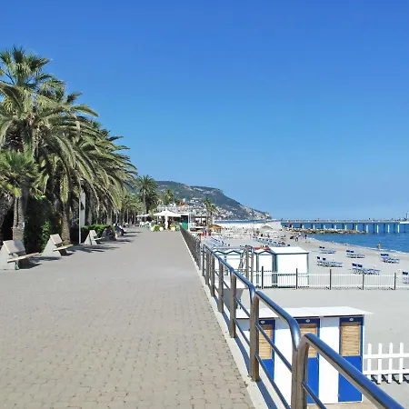 Locazione Turistica Giulia - Ptl190 * Borgio Verezzi